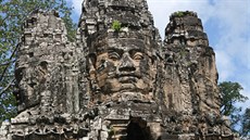 Obí kamenné tváe v kambodském Angkoru jsou mimoádn psobivé.