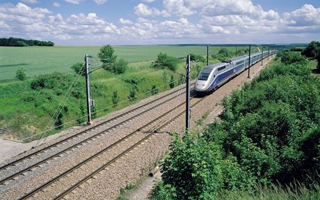 Francouzský rychlovlak TGV. Ilustraní foto