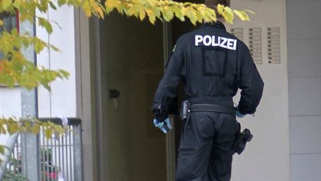 Policie prohledává byt jednoho z extremist podezelých z pípravy útoku na...