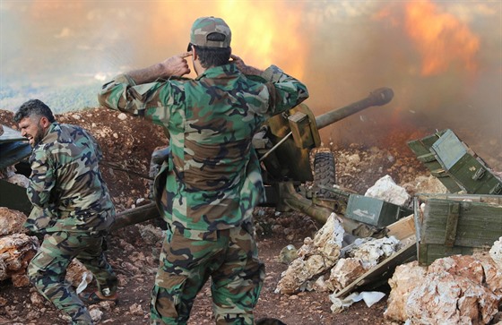 Jednotky syrského prezidenta Baára Asada v provincii Latakíja (10. íjna 2015)