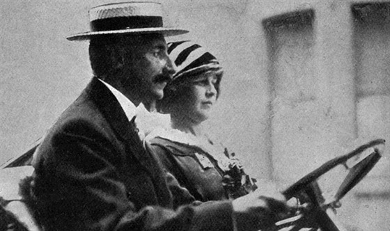 John Jacob Astor s druhou manelkou Madeleine.