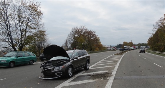 Na nebezpené kiovatce na kraji Mohelnice se loni odehrálo nkolik váných nehod. Po jedné z nich skonili v nemocnici tyi lidé vetn ptiletého dítte.