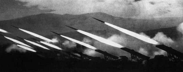Sovětské raketomety kaťuša Sovětské raketomety kaťuša