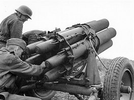 Nmeck raketomet 15 cm Nebelwerfer 41