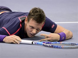 Tom Berdych v duelu s Alexandrem Zverevem.