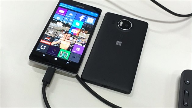 Nov zazen Microsoft Lumia s Windows 10
