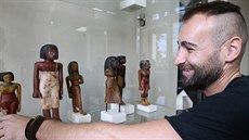 Ján Hertlík s modely en ze starovkého Egypta