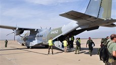 Letoun CASA eských vzduných sil po pistání ve panlské Zaragoze
