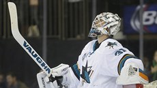 Martin Jones ze San Jose Sharks práv inksoval.