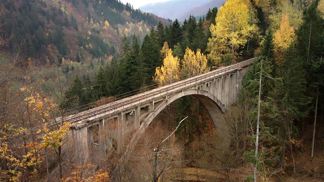 Uansk viadukt na trase Bansk Bystrica  Doln tuba
