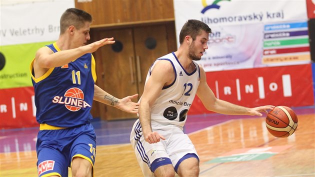 Momentka z duelu MMCIT Brno (bl) vs. st nad Labem