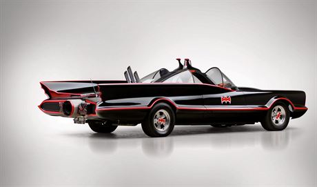 Barris koupil v roce 1965 vstavn model Lincolnu Futura, nsledn ml dva...