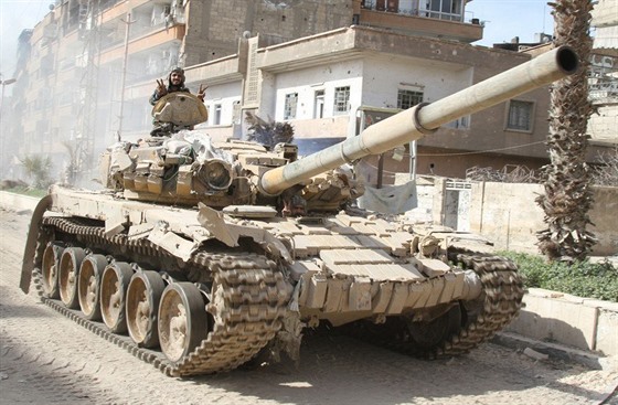 Syrský T-72 pokozený bhem boj