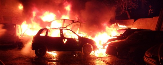 Poár autovrak v abokrkách na Náchodsku (8.11.2015).