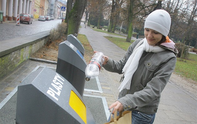 V Písku mají podzemní kontejnery u sedm let.