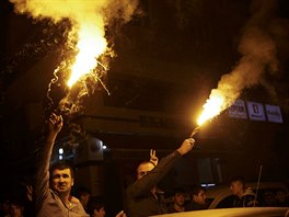 Oslavy volebnch vsledk ped sdlem prokurdsk strany HDP (1. listopadu 2015)