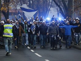 Pznivci Slovcka vyrazili po vysednut z autobus tak na krtk pochod.