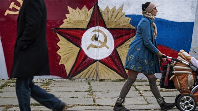 V Luhansku se vzpomn na asy SSSR (21. jna 2015)