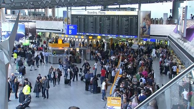 Stvka stevardi Lufthansa Nmecko Frankfurt