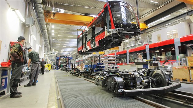 Výroba tramvaje v plzeské kod Transportation. 