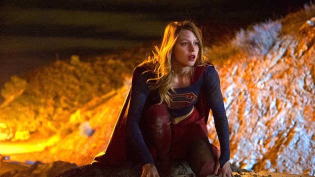 Kanl CBS zaal po vzoru Supermana vyslat seril o jeho sestenici (Melissa Benoistov), kter m tak uniktn schopnosti.