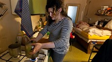 Asistentka neziskové organizace Maltézská pomoc. Asistentka neziskové organizace Maltézská pomoc.