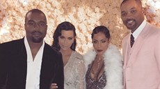 Kim Kardashianová s manelem Kanyem Westem a Will Smith s manelkou