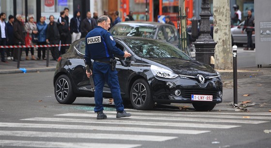 Francouzská policie nalezla na námstí Alberta Kahna v paíském 18. okrsku...