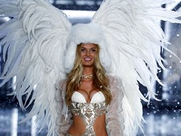 Modelka na pehlídce Victoria's Secret Fashion Show (New York, 10. listopadu...