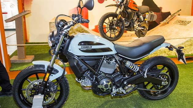 Ducati Scrambler Sixty2