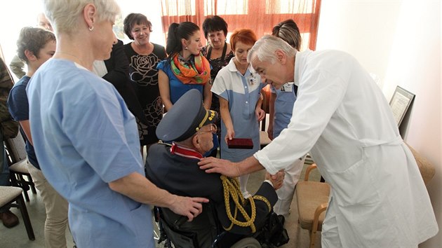 Imrich Gablech se stal nejstarm eskm nov jmenovanch generlem. Dekret o poven pevzal v havlkobrodsk nemocnici, kde je dlouhodob hospitalizovn.