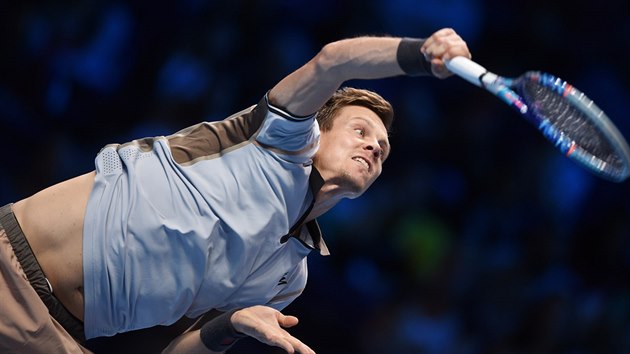 Tom Berdych v duelu s Keiem Niikorim z Japonska.