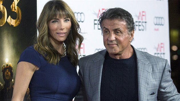 Sylvester Stallone s manelkou Jennifer Flavinovou na festivalu v Hollywoodu