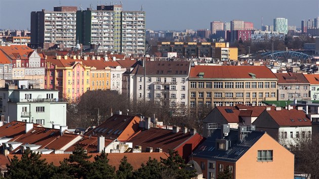 Cel panelov komplex navrhla skupina autor podle motta veker tehdej architektury: multifunknost. 