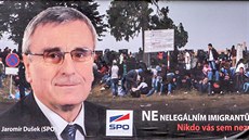 Jaromír Dušek zahájil billboardovou kampaň namířenou proti utečencům. Jaromír Dušek zahájil billboardovou kampaň namířenou proti utečencům.