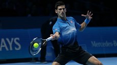 FORHEND. Novak Djokovi na Turnaji mistr v Londýn.