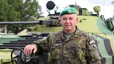 Velitel 7. mechanizované brigády z Hranic Josef Kopecký, který jako první český... Velitel 7. mechanizované brigády z Hranic Josef Kopecký, který jako první český...
