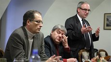 Ředitel Nemocnice Milosrdných bratří v Brně Josef Drbal (vpravo) a... Ředitel Nemocnice Milosrdných bratří v Brně Josef Drbal (vpravo) a...