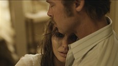 Angelina Jolie a Brad Pitt ve filmu U moe