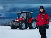 Manon Ossevoort  Tractor Girl