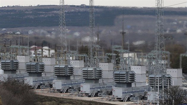 Krymsk ady kvli vpadku aktivovaly soustavu zlonch naftovch genertor (22. listopadu 2015)