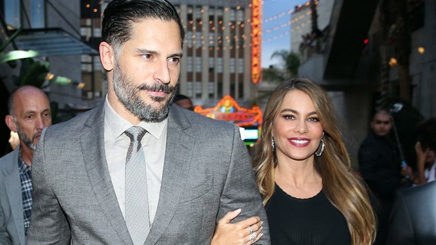 Joe Manganiello a Sofia Vergara (Los Angeles, 9. ervna 2015)