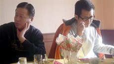 Čínský aktivista za lidská práva Kuo Fej-siung (vpravo). Čínský aktivista za lidská práva Kuo Fej-siung (vpravo).