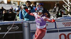 Norský lyžař Aksel Lund Svindal vyhrál úvodní sjezd Světového poháru. Norský lyžař Aksel Lund Svindal vyhrál úvodní sjezd Světového poháru.