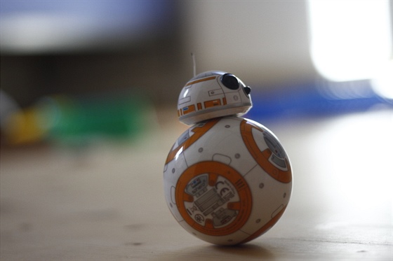 Droid BB-8 z Hvzdných válek.