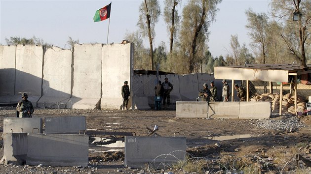 Letit v jihoafghnskm mst Kandahr bylo v uplynulch hodinch svdkem boj mezi Talibanem a bezpenostnmi slokami (9. prosince 2015)