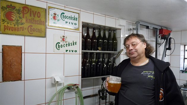 Chocesk pivo jednou za as pipravuje jen Oldich Bauer, len Sdruen ptel piva. Jeho doma vaen nefiltrovan pivo je zn a hok, ostatn pivovrek se jmenuje Hok. 