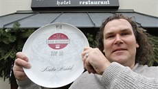 Provozní restaurace Kristin Hrádek Jiří Rippl s cenou za druhé místo v... Provozní restaurace Kristin Hrádek Jiří Rippl s cenou za druhé místo v...