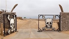 Brána Ugab Gate v Národním parku Skeleton Coast Brána Ugab Gate v Národním parku Skeleton Coast