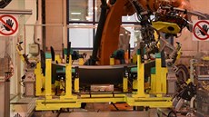 Nová plně robotizovaná lisovna dílů Karsit pro automobilku Nová plně robotizovaná lisovna dílů Karsit pro automobilku